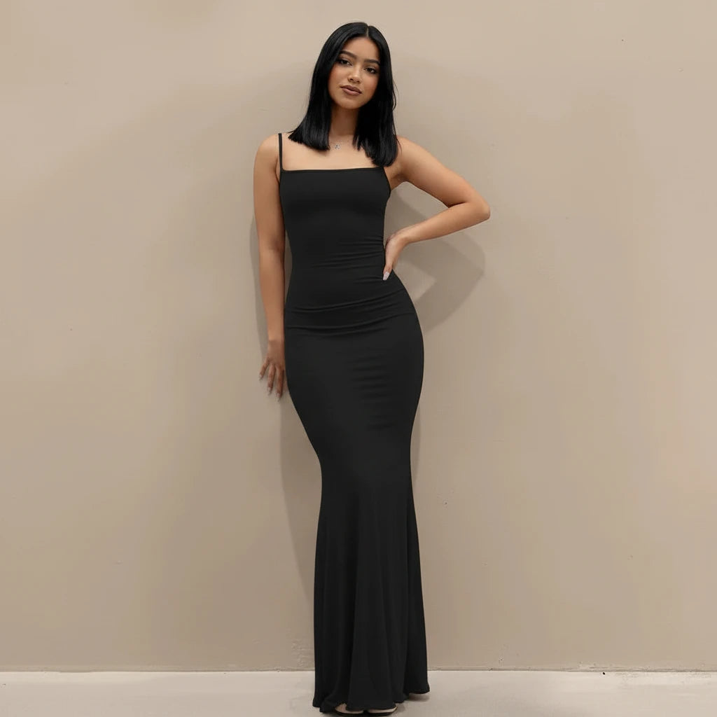 Noir Elegance Maxi